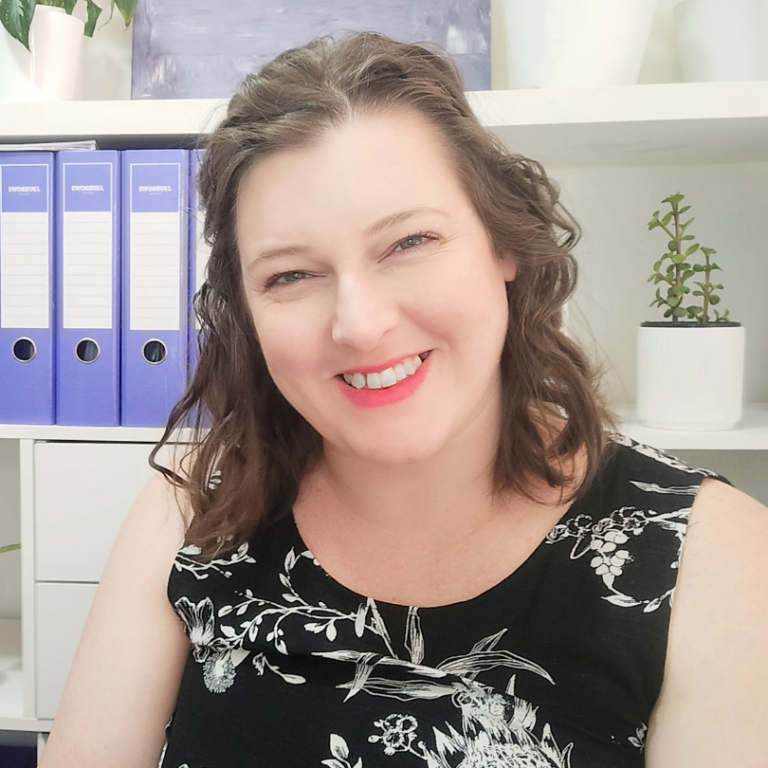 Michelle Marks Digital Product Coach 768x768